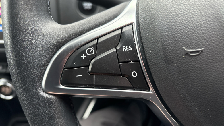 Dacia Duster 1.6 SCe Prestige 5dr Petrol Estate